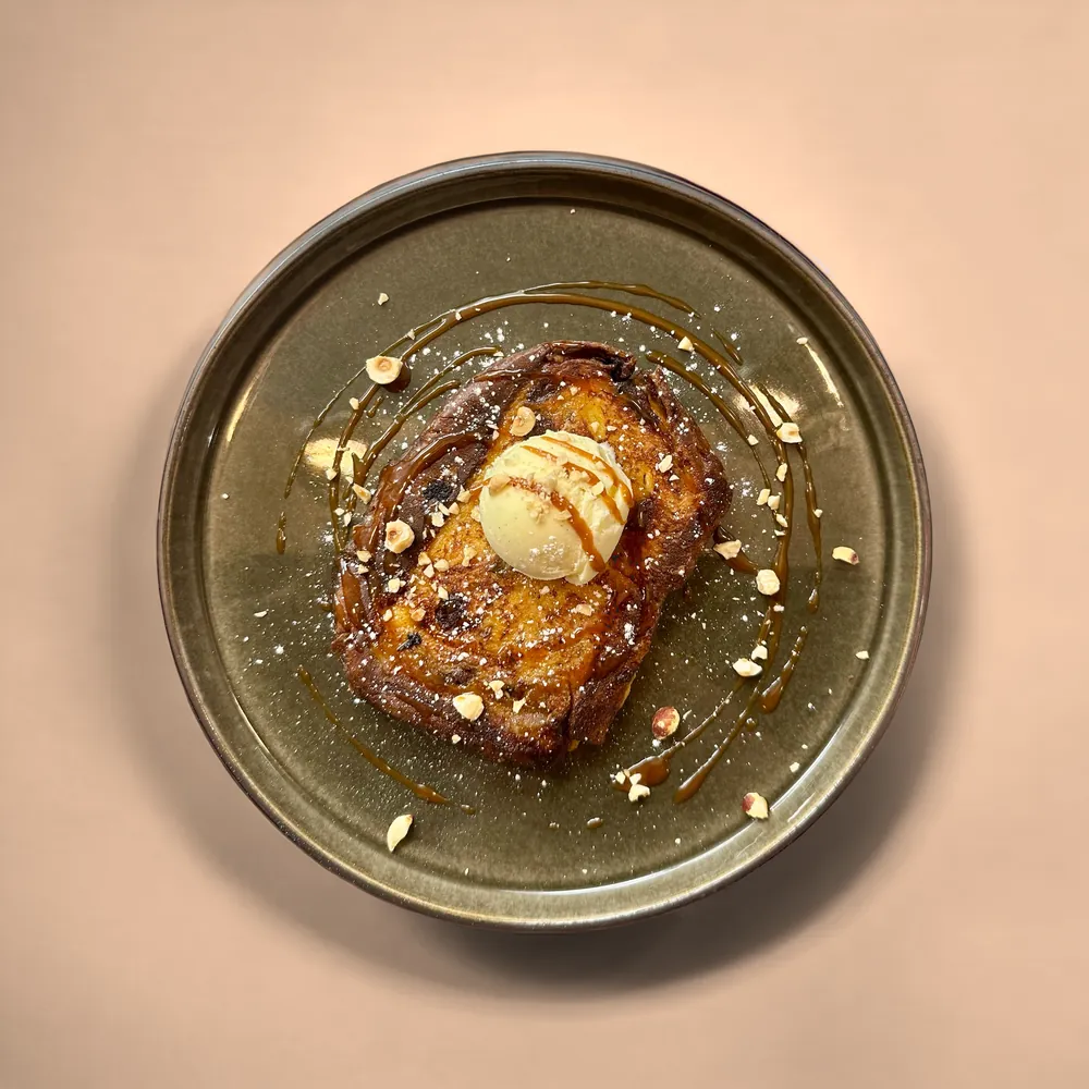 Pain perdu, glace vanille et caramel