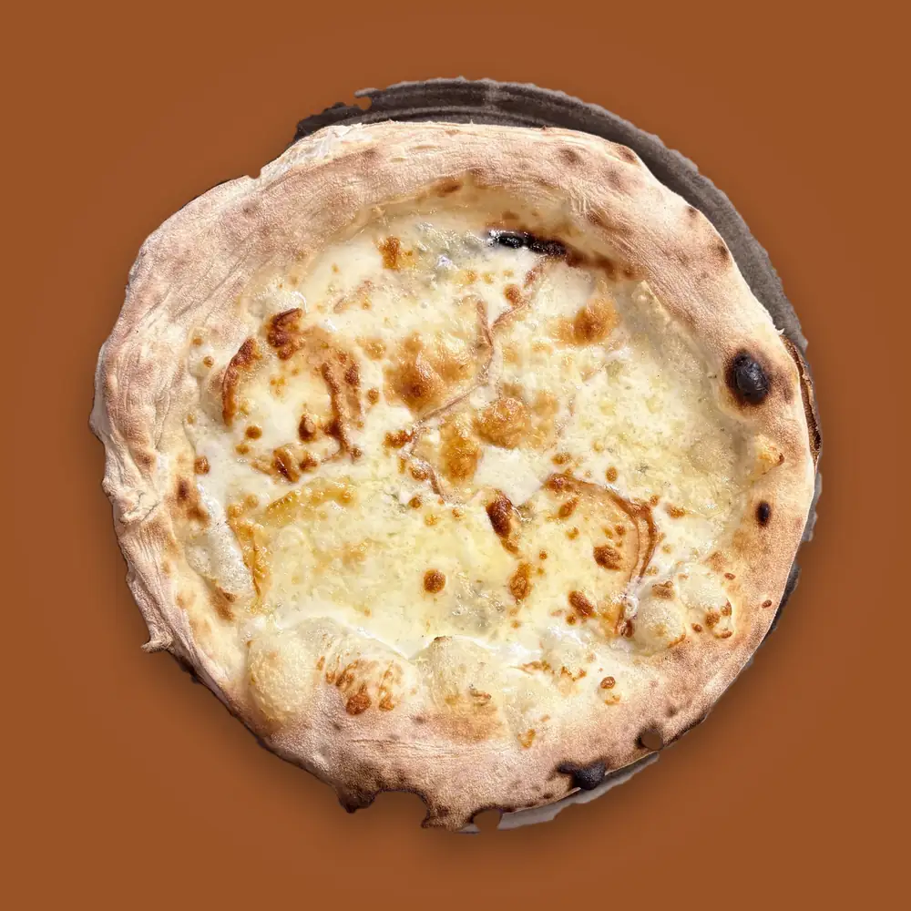 Pizza Quattro Formaggi — mozzarella fumée, taleggio, gorgonzola, grana padano